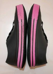 Classic Black Sneakers (waterproof)