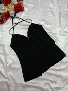 🖤Black Halter Ruffled Top🖤