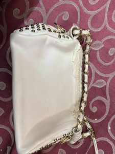 Lino Perros White Sling Bag