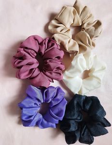Scrunchies 🤍