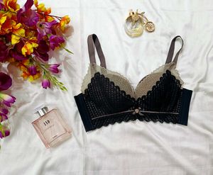 🇳🇿💫♥️Elegant Black Lace Bra