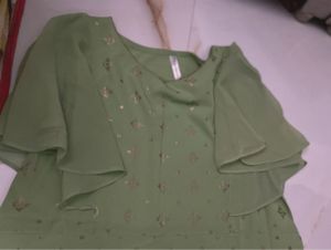 Buy Green Kurta Top And Get Blackfree
