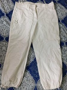 White Capri Pants