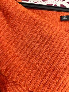Chic Orange Crop Top