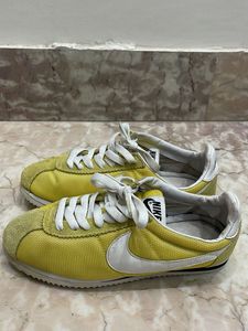 Sneakers For Girls And Boys