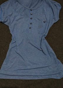 Fitted Preloved Top✨ Blue Half Sleeve