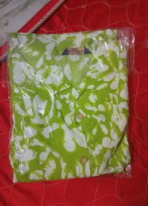 Green &amp; White Kurta Set
