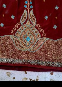 Saree With Blouse And Peticoat
