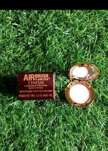 Charlotte Tilbury Micro Powder