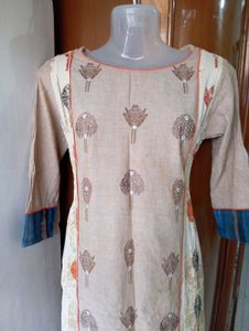 Elegant Printed Kurti