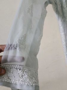 Elegant Embroidered Chikan Kurti