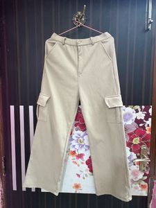 Women’s trousers