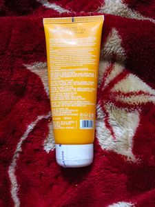 Dot &amp; Key Vitamin C Face Wash