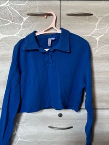 Blue H&M collared cropped sweatshirt | Size S