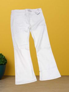 M@71Size-32 White Flared Jeans