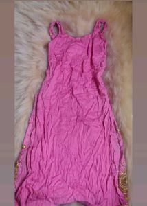 2000s Pink Embroidered kurti