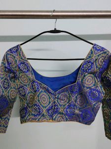PRICE DROP ⬇️⬇️ Designer Saree Blouse Combo