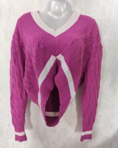 Stylish V-Neck Sweater ✅FIX RATE NO BARGAIN✅