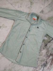 Men's Outfit: Shirt &amp; Pants