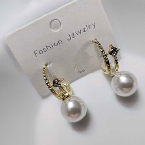 Golden Pearl 2 Way Wearing Earrings