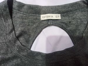 full sleeves grey crop tops