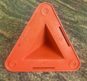 Triangular Mobile Holder