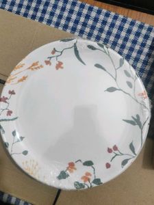 Home Finery 28-Piece melamine Dinner Set