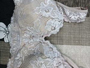 38,40 Padded Bra