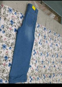 Zipper Detail Denim Pants