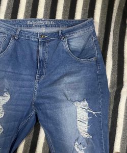 Roadster Straight Ripped Boyfriend Jeans