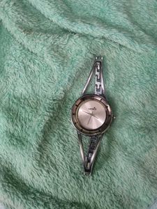 Henex Women's Watch