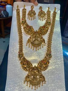 Temple Jewellery Set