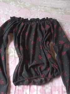 Floral Print Wide Hand Top
