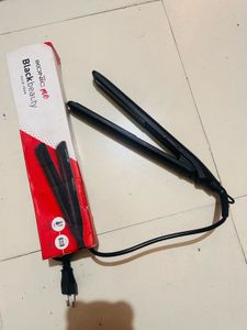 IKONIC me Blackbeauty Hair Straightener