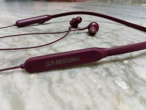 Samsung AKG Neckband (Copy)