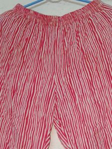 Pink &amp; White Embroidered Cotton Top - XL