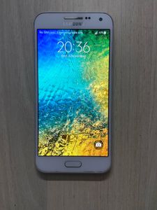 Samsung Galaxy E5 (White) Old Phone