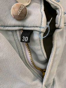 Light Wash High Waisted Jeans