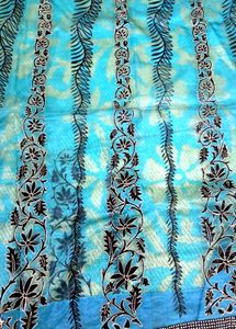 Organza  Saree. With Velevet Work.
