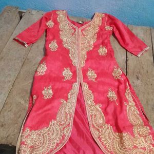 Red & Gold Embroidered Salwar Kameez