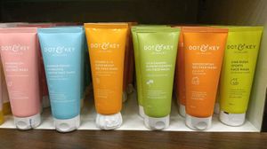 Dot & Key Face Wash 🍬🎂