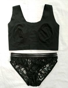 Black Bikini Seamless.