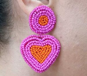 Beaded Heart Earrings💜
