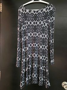 Patterned Long Sleeve Dress