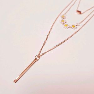 Triple Layered Pinteresty Necklace Rosegold