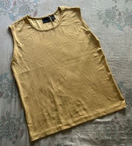 T-shirt (sleeveless)