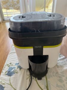 Cecotec Citrus Juicer from Spain