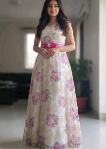 Elegant gowns set of 7