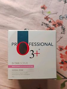 Professional 03+ D-tan Scrub