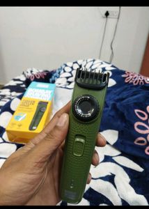 Bombay Saving Company Grooming Tool